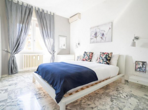Cozy one-bedroom apartment with 2 balconies in Sempione district